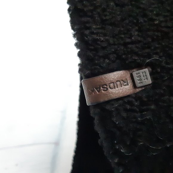 Genuine Shearling Black Vest with Real Fur Collar - Picture 3 of 9